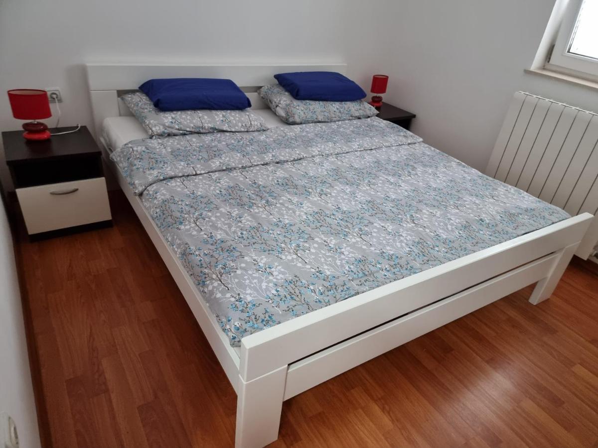 Apartments Katarina Šmrika Eksteriør billede